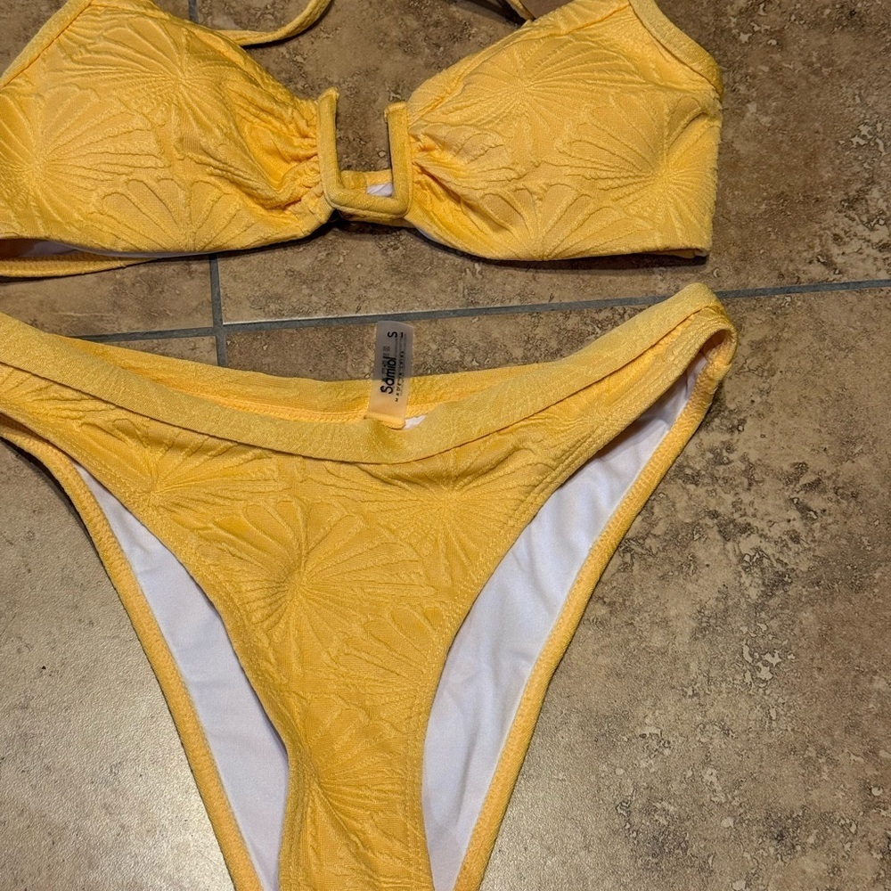Samiol, New with tags. Size Small. Yellow 2 piece bikini set.